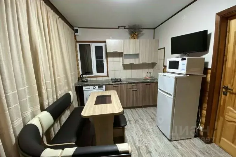 Дом в Краснодарский край, Темрюкский район, Голубицкое с/пос, ... - Фото 2