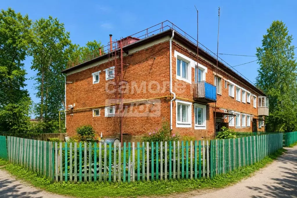 1-к кв. Омская область, Любинский район, Красный Яр рп Дорожная ул., 9 ... - Фото 1