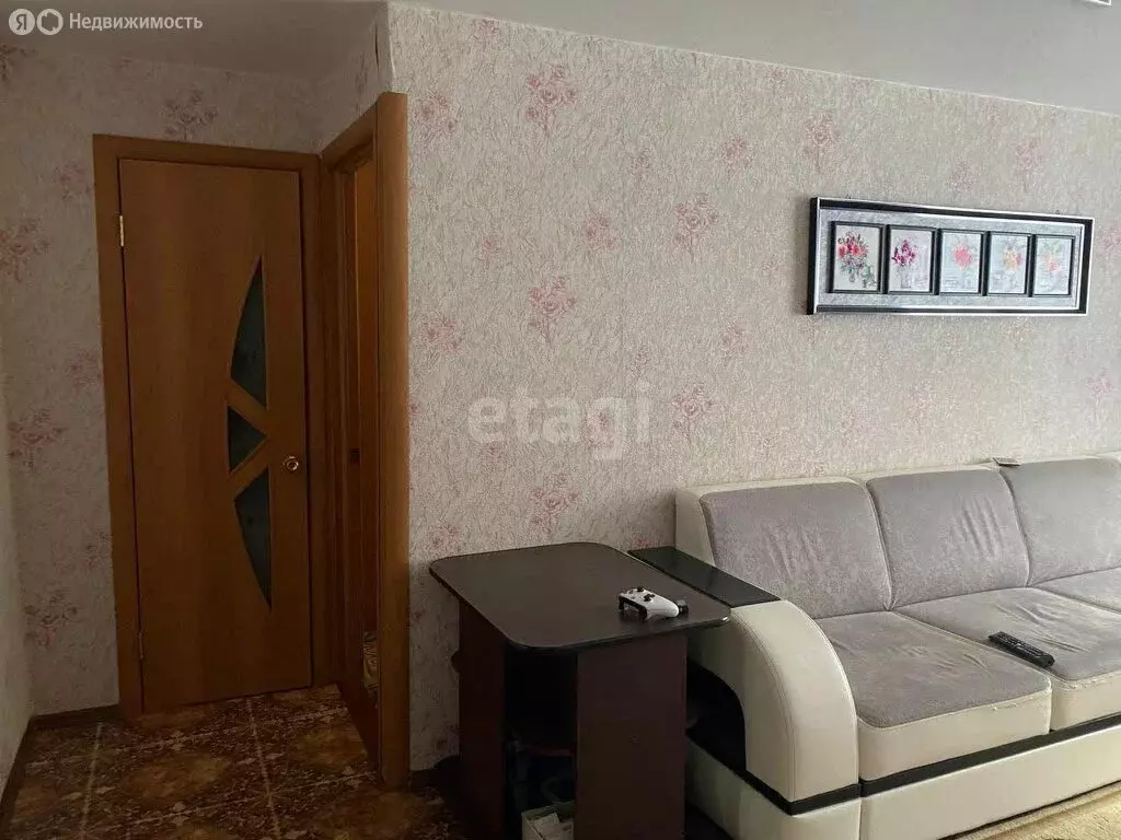 3-комнатная квартира: Ачинск, Привокзальная улица, 16 (62.7 м) - Фото 1
