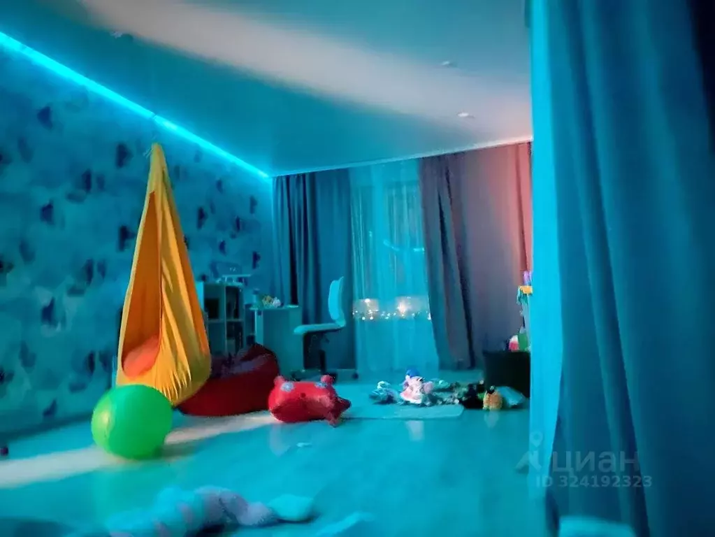 Таунхаус в Свердловская область, Первоуральск ул. Пархоменко, 16 (170 ... - Фото 2