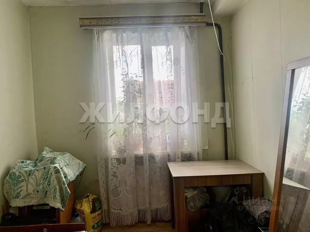 Комната Новосибирская область, Новосибирск Парковая ул., 7 (7.7 м) - Фото 1