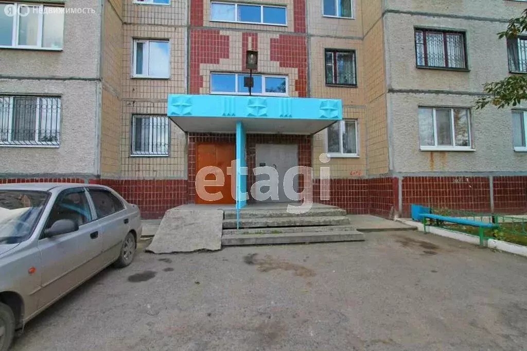 2-комнатная квартира: Тюмень, Народная улица, 8 (49.7 м) - Фото 1