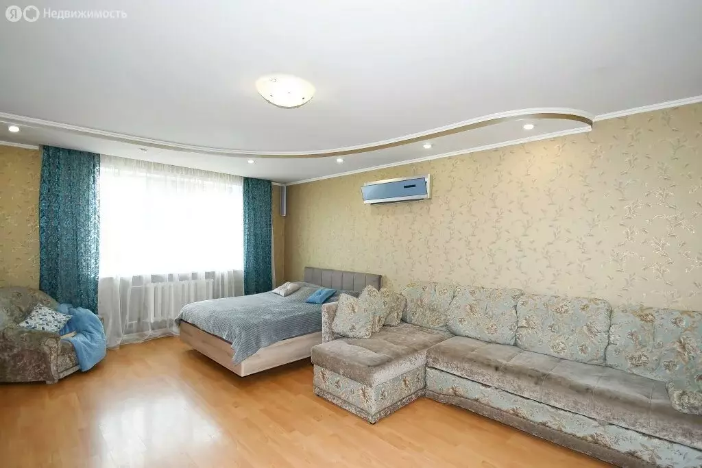 2-комнатная квартира: Омск, улица 25 лет Октября, 11 (78 м) - Фото 1