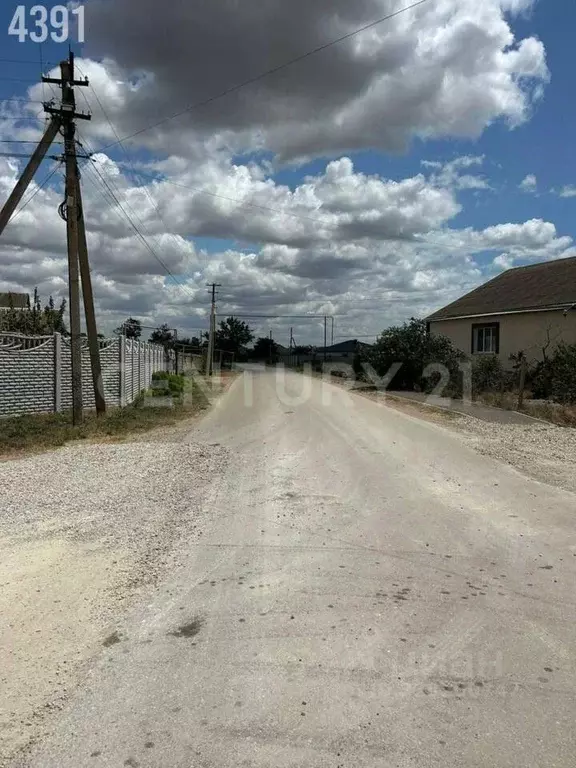 Участок в Крым, Сакский район, с. Ромашкино ул. Молодежная (6.3 сот.) - Фото 2