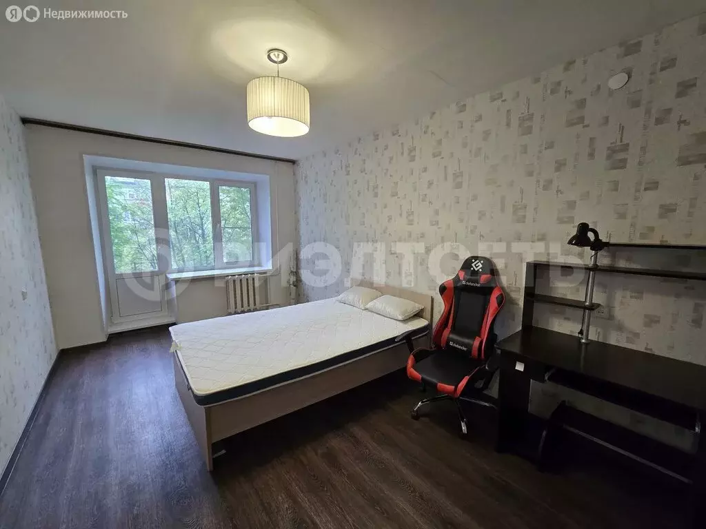 1-комнатная квартира: Апатиты, улица Космонавтов, 43 (30 м) - Фото 0