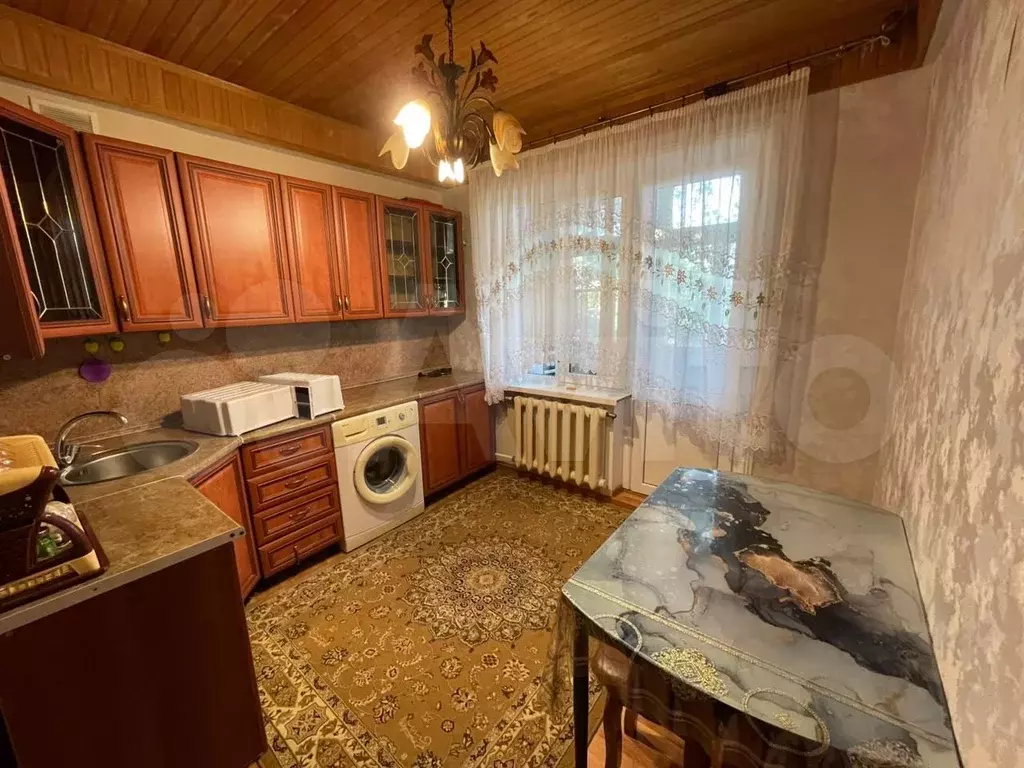 2-к. квартира, 60 м, 5/5 эт. - Фото 0