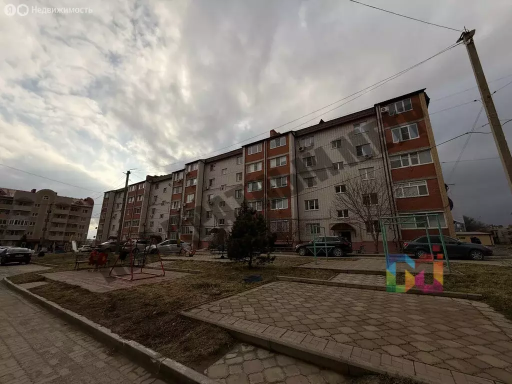 2-комнатная квартира: Элиста, 9-й микрорайон, 6 (61.8 м) - Фото 1