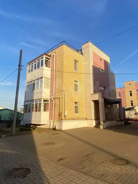 2-к. квартира, 56 м, 1/3 эт. - Фото 0