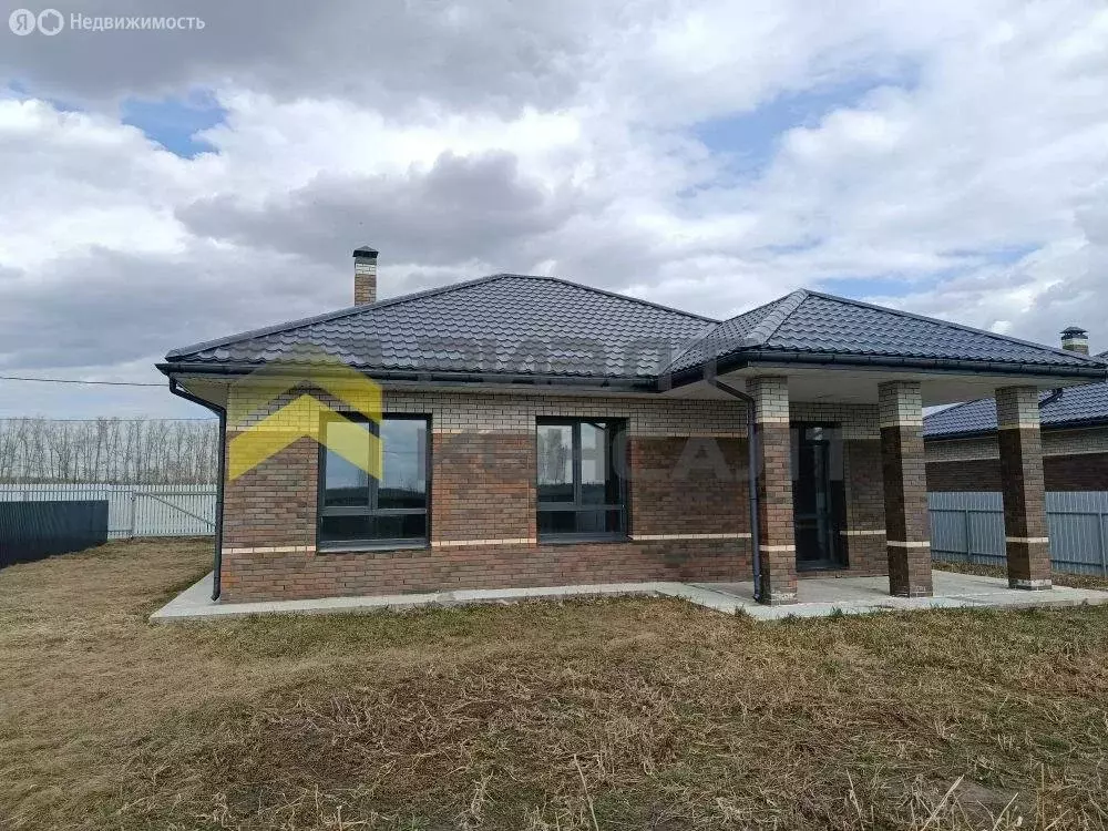 Дом в посёлок Иртышский, улица Никифорова (100 м) - Фото 1