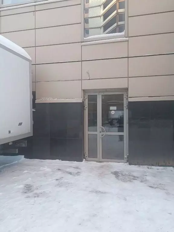 Помещение свободного назначения в Свердловская область, Екатеринбург ... - Фото 1