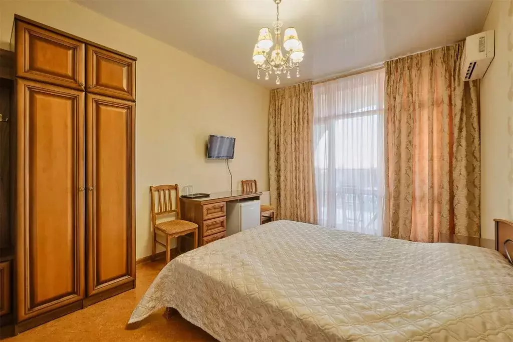 Комната Краснодарский край, Сочи ул. Декабристов, 167к1 - Фото 1