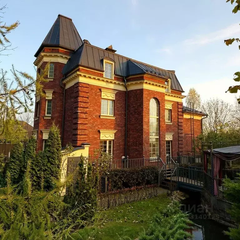 Коттедж в Московская область, Красногорск городской округ, д. ... - Фото 1