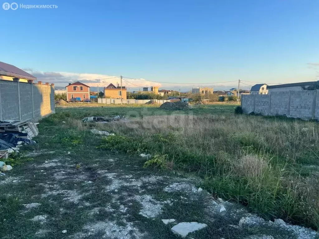 Участок в Геленджик, микрорайон Персиковый сад (4.37 м) - Фото 0