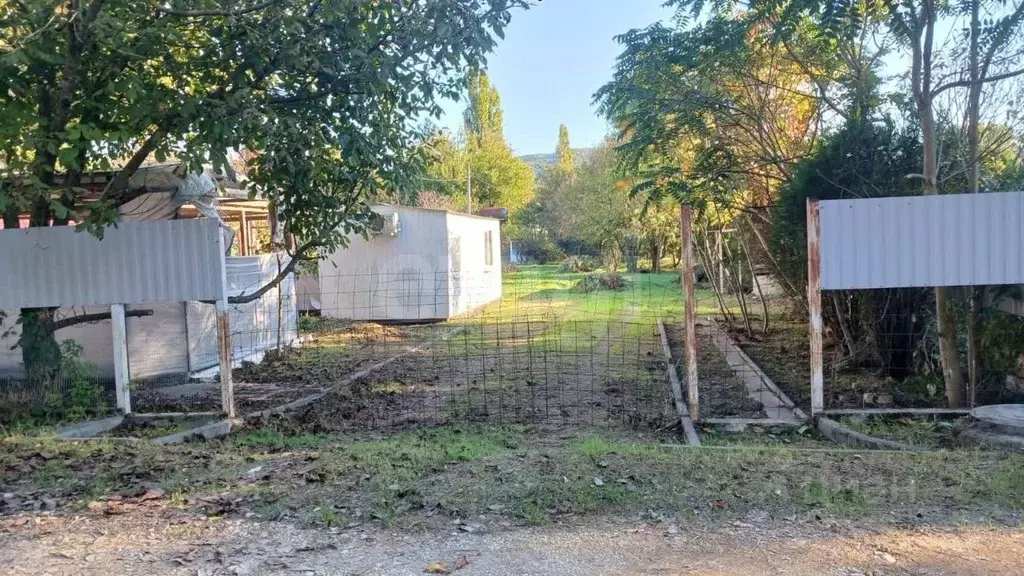 Участок в Краснодарский край, Геленджик городской округ, с. Береговое ... - Фото 1