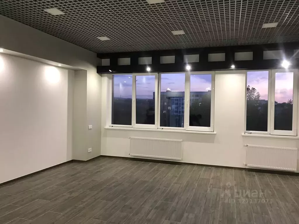 Офис в Крым, Симферополь ул. Киевская, 41 (37 м) - Фото 1