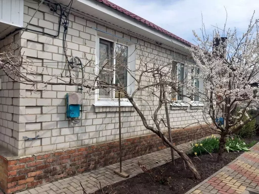 Дом в Белгородская область, Валуйки Огородний пер., 10 (58 м) - Фото 1