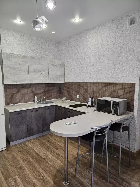 2-к. квартира, 40 м, 3/24 эт. - Фото 0