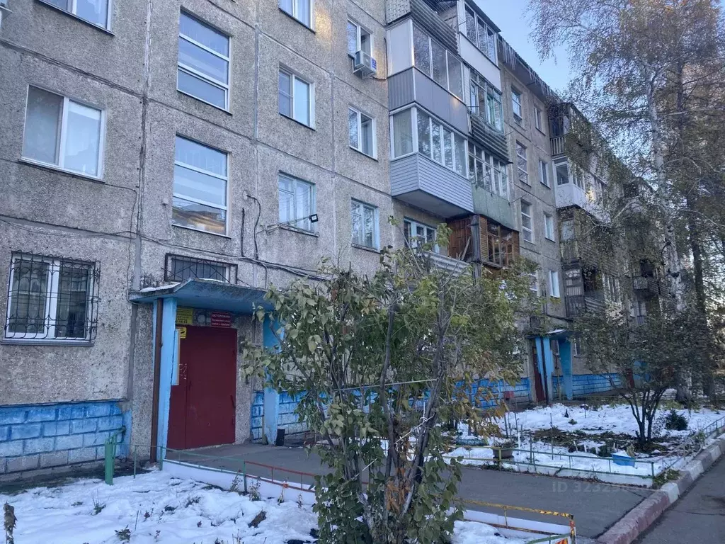 4-к кв. Омская область, Омск Городок Нефтяников мкр, ул. 50 лет ... - Фото 2