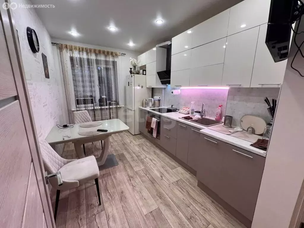 2-комнатная квартира: Воронеж, улица Антонова-Овсеенко, 1В (61.6 м) - Фото 2