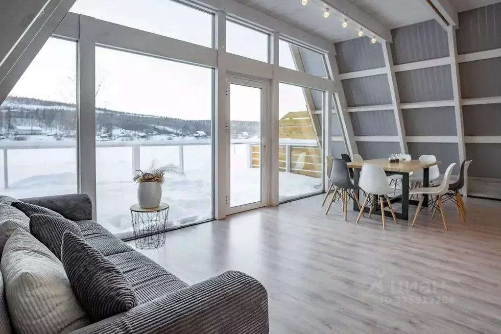 Дом в Мурманская область, Кольский район, Кильдинстрой городское ... - Фото 2