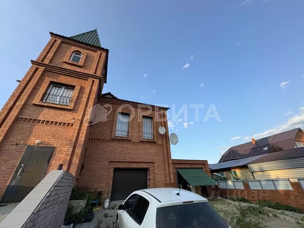 Дом в Тюменская область, Тюмень ул. Янтарная (450 м) - Фото 1