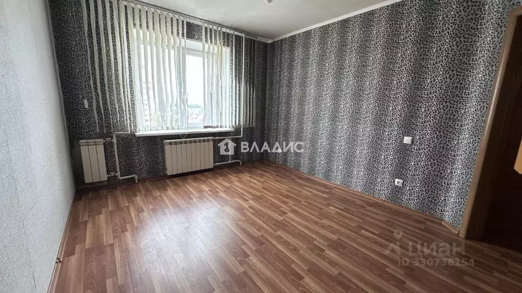 3-к кв. Белгородская область, Белгород ул. Плеханова, 8а (73.2 м) - Фото 1