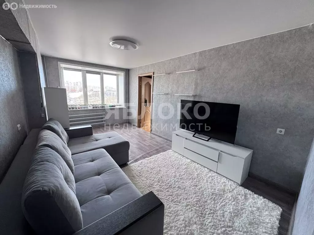 3-комнатная квартира: Пермь, улица Мильчакова, 18 (54.3 м) - Фото 1