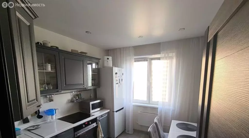 1-комнатная квартира: Красноярск, улица Дмитрия Мартынова, 33 (40 м) - Фото 0