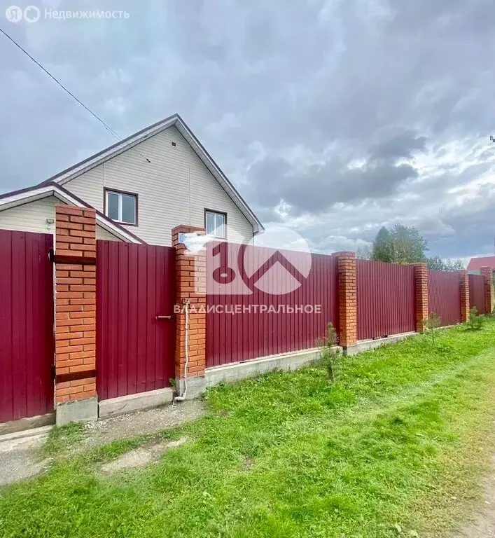 Дом в село Дубровино, Школьная улица (127.3 м) - Фото 1