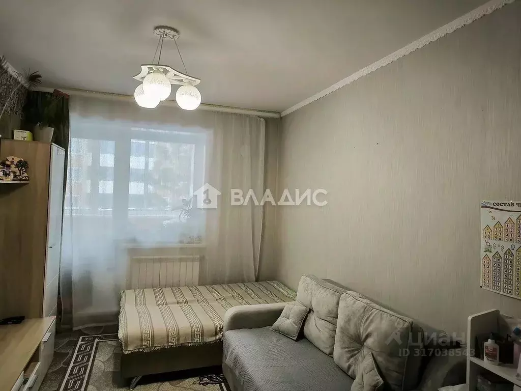 1-к кв. Бурятия, Улан-Удэ ул. Имени Д.Ц. Дашиева, 4 (32.6 м) - Фото 0