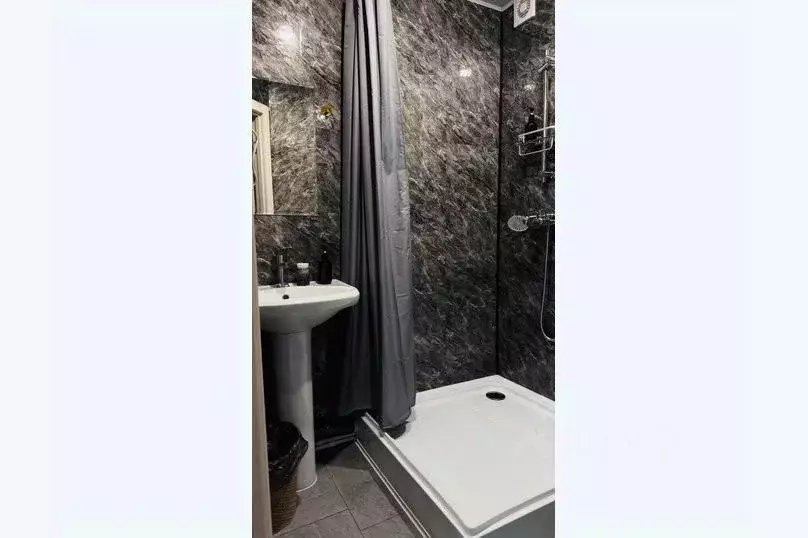 1-к кв. Хабаровский край, Хабаровск ул. Фрунзе, 63А (50.0 м) - Фото 1