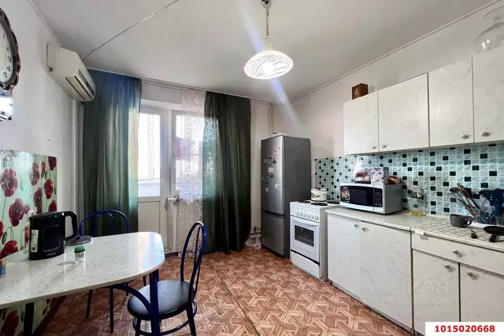 2-к кв. Краснодарский край, Краснодар Уральская ул. (63.0 м) - Фото 1