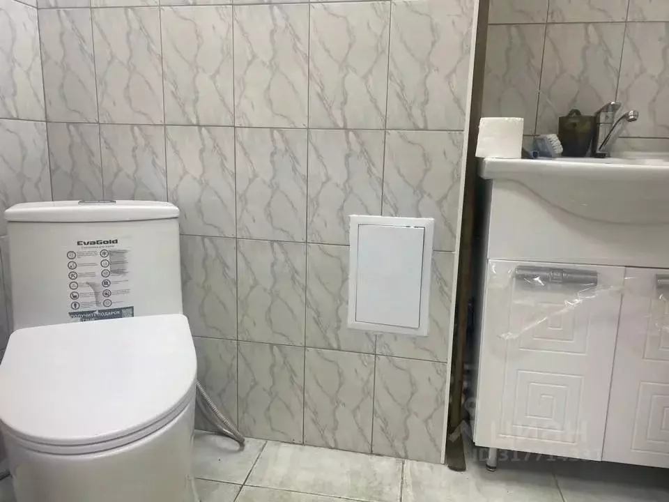 Помещение свободного назначения в Саратовская область, Энгельс ул. ... - Фото 0