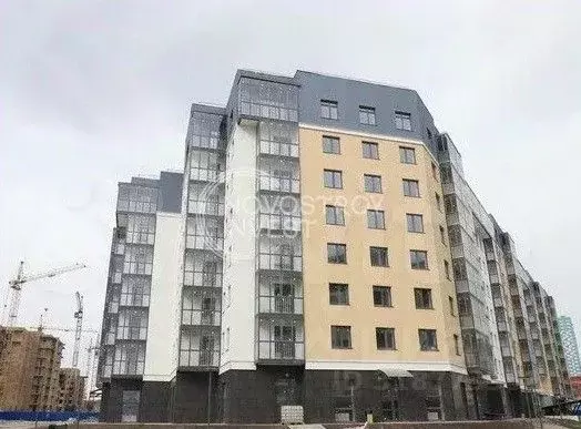 5-к кв. Красноярский край, Красноярск ул. Петра Ломако, 10 (177.8 м) - Фото 1