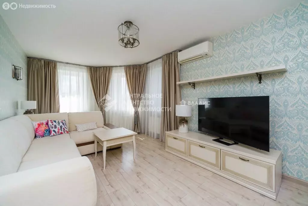 2-комнатная квартира: Рязань, улица 2-я Линия, 46 (60.4 м) - Фото 1