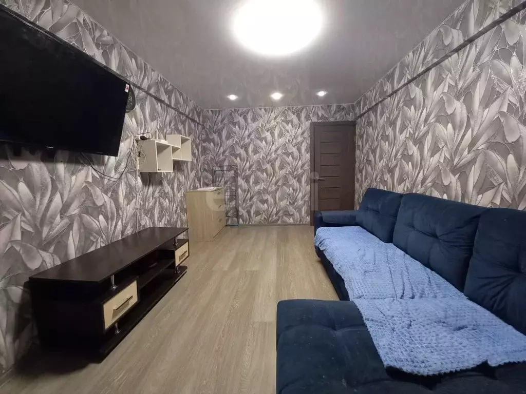 3-к кв. Вологодская область, Череповец ул. Ленина, 122 (58.1 м) - Фото 1