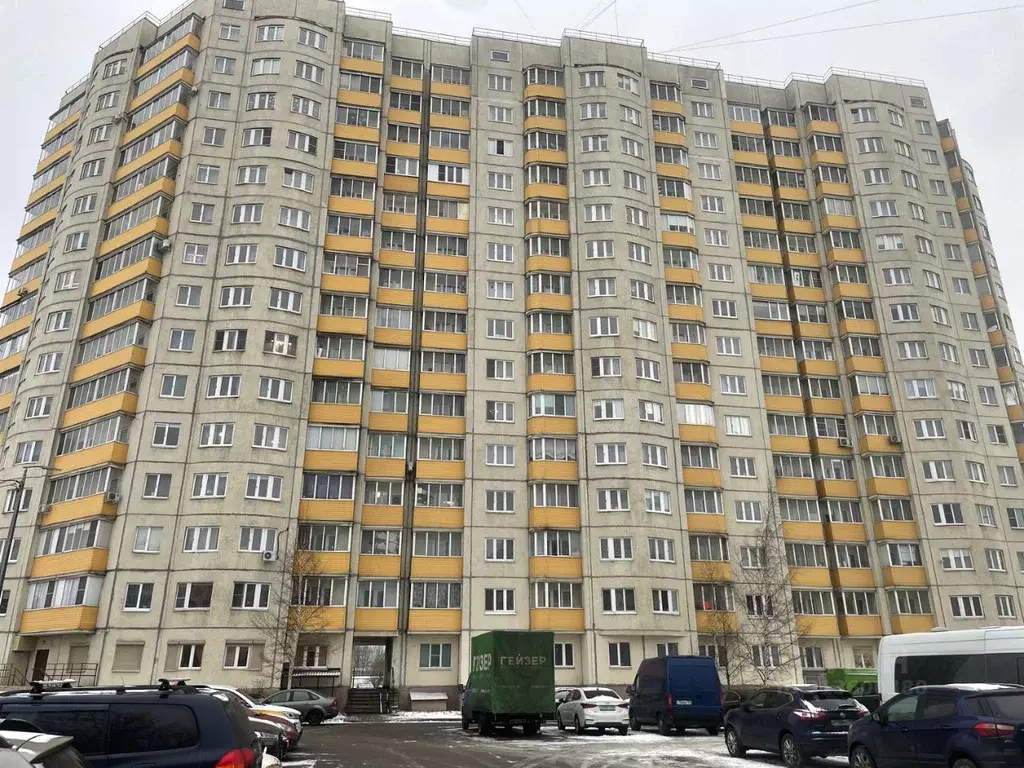 3-к кв. Санкт-Петербург Софийская ул., 38к2 (81.4 м) - Фото 0