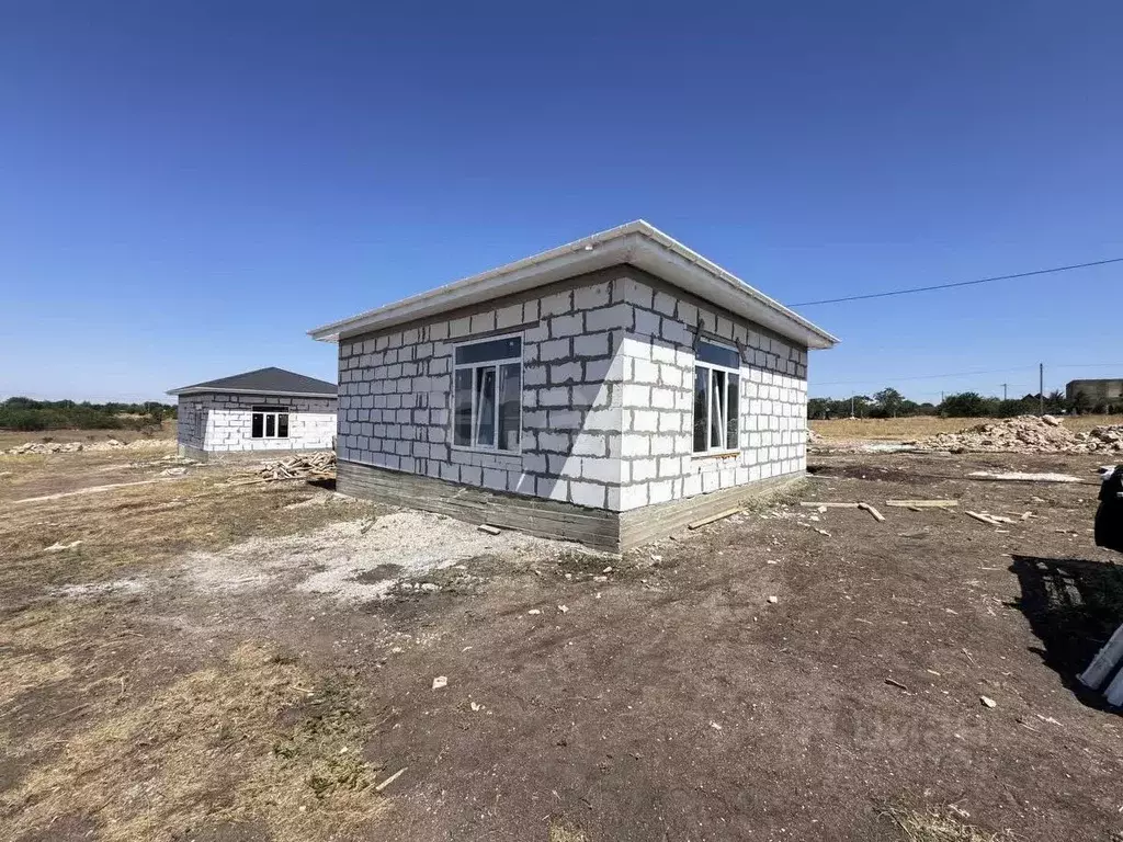 Дом в Крым, Симферопольский район, А сектор  (75 м) - Фото 1