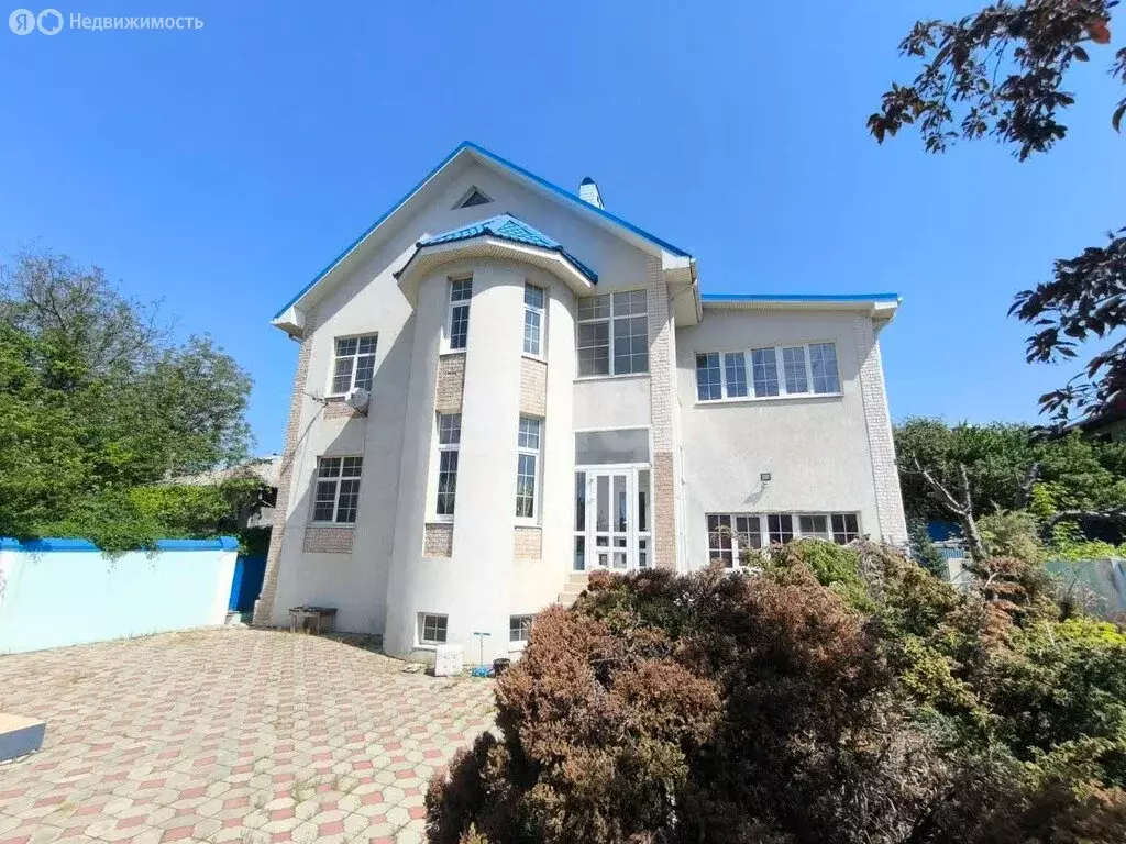 Дом в Ростов-на-Дону, улица Пирогова (444 м) - Фото 0