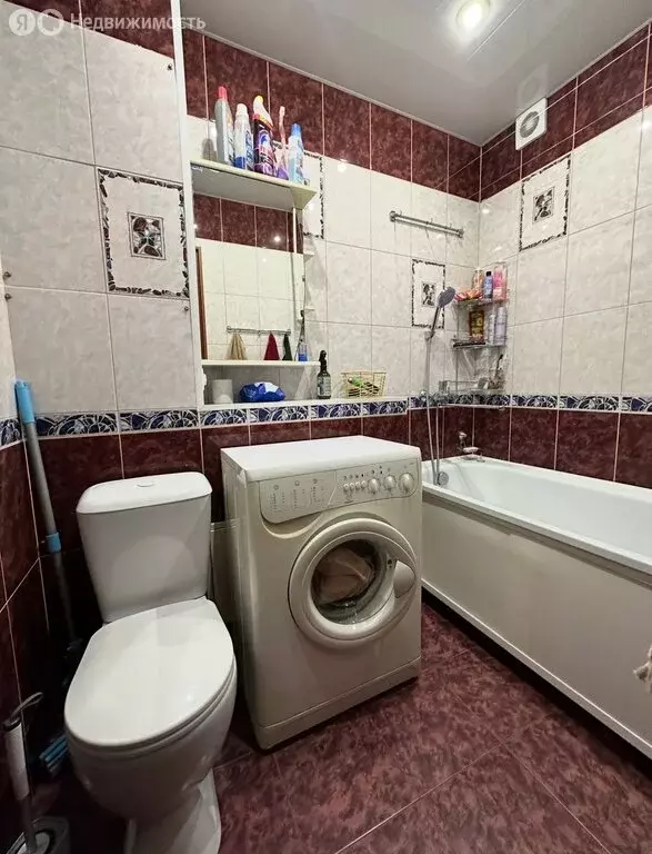 3-комнатная квартира: Орск, микрорайон Новый город, Новосибирская ... - Фото 1