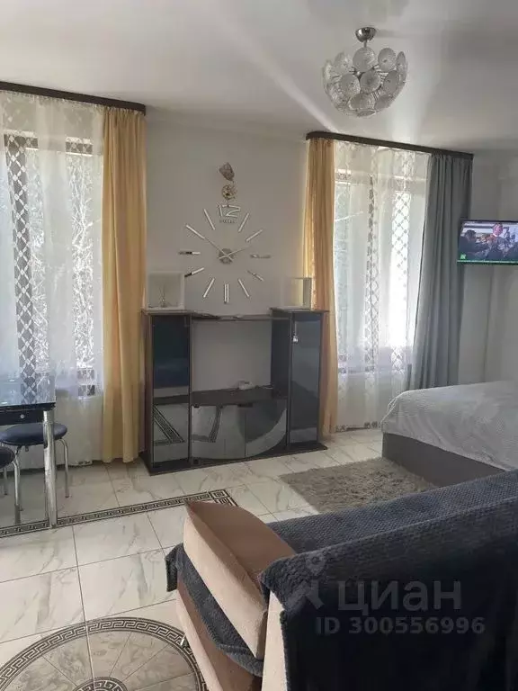1-к кв. Крым, Алушта муниципальный округ, пос. Утес ул. Гагариной, 35А ... - Фото 0