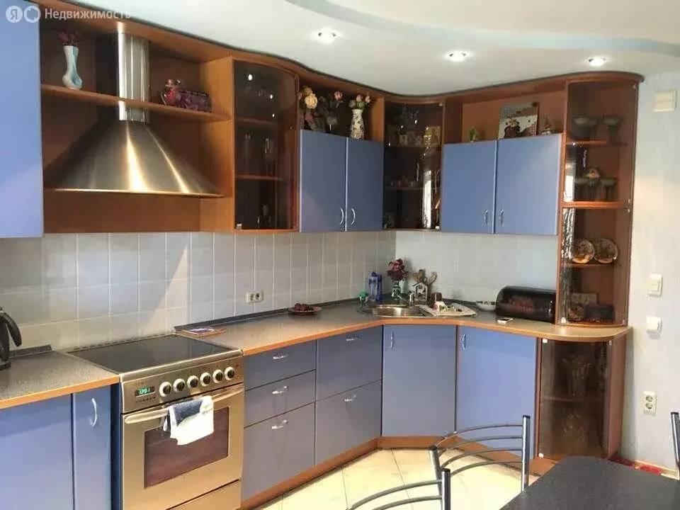 2-комнатная квартира: Киров, улица Риммы Юровской, 3 (54.2 м) - Фото 1