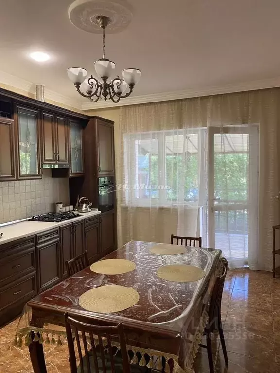 Дом в Крым, Симферополь ул. Косухина, 3 (280 м) - Фото 1