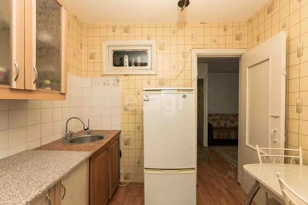 1-к кв. Тюменская область, Тюмень Барнаульская ул., 34 (30.0 м) - Фото 1