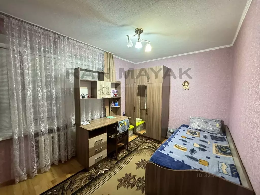 4-к кв. Адыгея, Майкоп ул. 12 Марта, 142 (72.9 м) - Фото 1