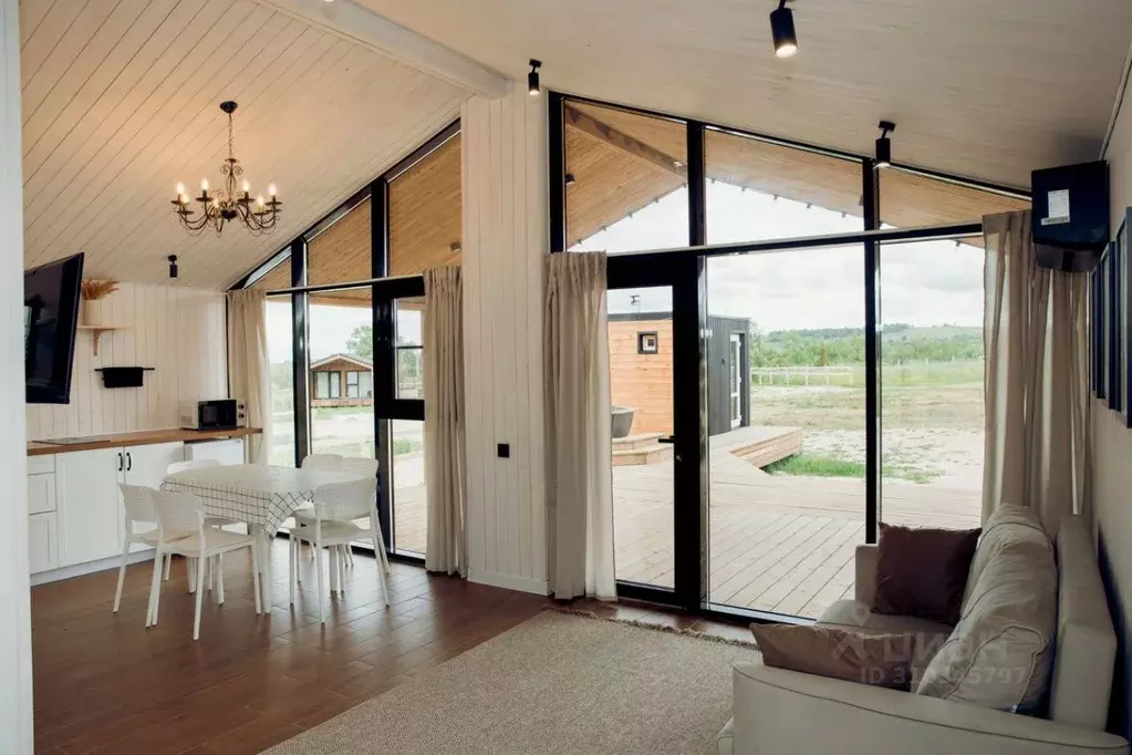 Дом в Саратовская область, Хвалынск ул. Российской Республики, 1Я/1 ... - Фото 2