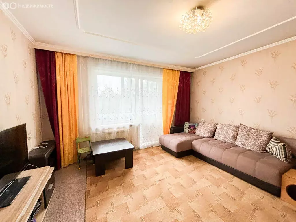 4-комнатная квартира: Прокопьевск, улица Гайдара, 16 (76.9 м) - Фото 0