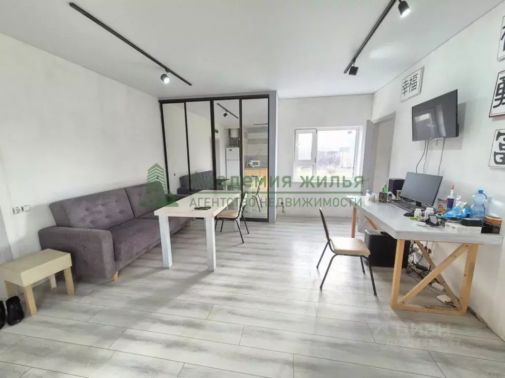 Дом в Саратовская область, Энгельсский район, Новопушкинское ... - Фото 2