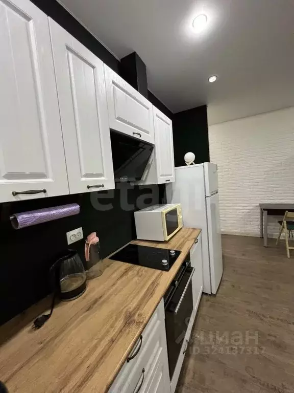 Студия Ямало-Ненецкий АО, Новый Уренгой просп. Губкина, 19 (35.0 м) - Фото 1