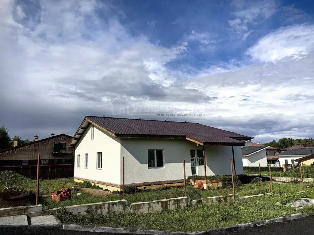 Дом в Челябинская область, Сосновский муниципальный округ, д. ... - Фото 1